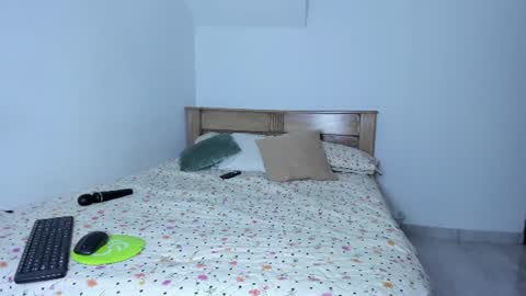 Snapshot of marywhitee__ chatting on July 9, 2026, 8:24 pm Mary online show from July 9, 2026, 8:24 pm