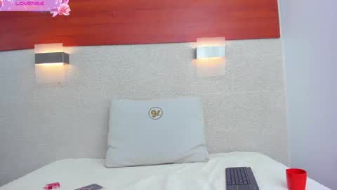 Snapshot of maryy_campbell chatting on January 14, 2025, 12:56 pm maryy campbell online show from January 14, 2025, 12:56 pm