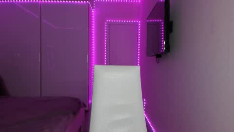 Mary online show from February 3, 2026, 2:53 am