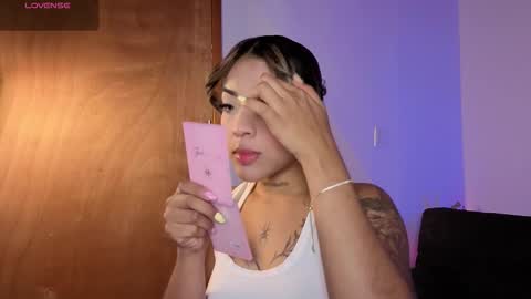 maryybellax online show from November 9, 2025, 10:30 pm