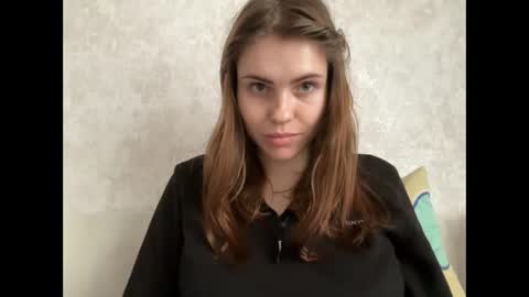 Snapshot of maryyourr chatting on December 4, 2025, 12:03 pm MaryYourr online show from December 4, 2025, 12:03 pm