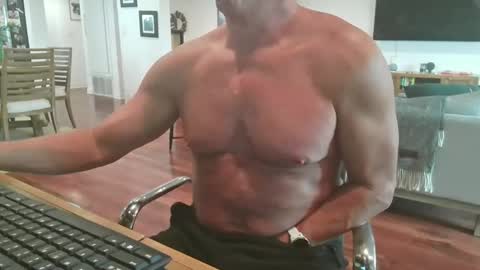 Snapshot of mascmuscle49 chatting on December 20, 2024, 7:28 pm mascmuscle49 online show from December 20, 2024, 7:28 pm