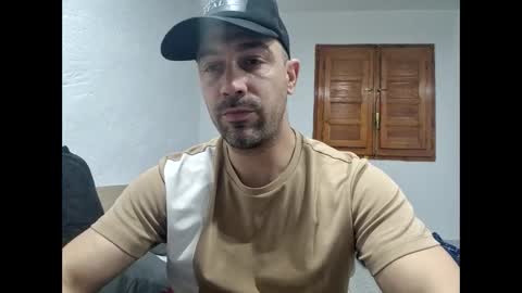 masculinotop online show from March 15, 2026, 1:28 pm