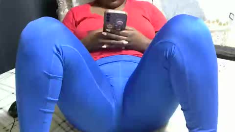 Snapshot of maseratty chatting on October 24, 2025, 7:32 pm Cate online show from October 24, 2025, 7:32 pm