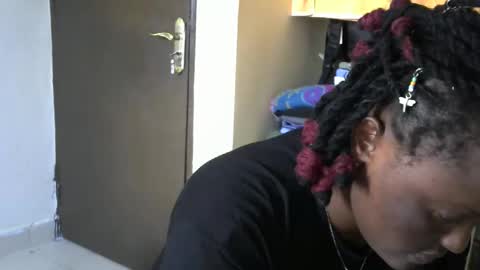 Snapshot of maseratty chatting on November 6, 2025, 11:44 am Cate online show from November 6, 2025, 11:44 am