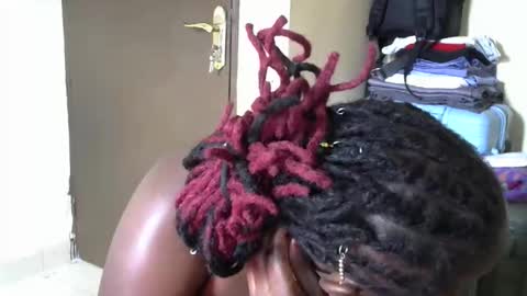 Snapshot of maseratty chatting on November 17, 2025, 10:10 am Cate online show from November 17, 2025, 10:10 am