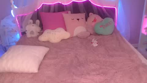 Snapshot of masha_sexy chatting on December 5, 2024, 3:37 am masha_sexy online show from December 5, 2024, 3:37 am