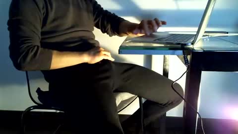 Snapshot of mask07 chatting on December 11, 2024, 2:44 pm Mask07 online show from December 11, 2024, 2:44 pm