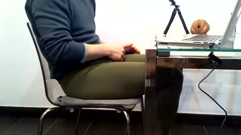 Snapshot of mask07 chatting on December 18, 2025, 2:12 pm Mask07 online show from December 18, 2025, 2:12 pm