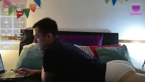 greenhot2 online show from March 2, 2025, 11:31 pm