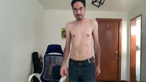 Masked Latin Noir online show from December 4, 2025, 9:45 pm