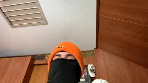 Snapshot of maskedman231 chatting on December 22, 2024, 3:44 pm MaskedMan online show from December 22, 2024, 3:44 pm