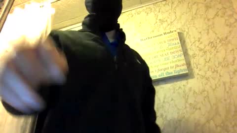 Snapshot of maskedyogaman chatting on November 24, 2025, 4:34 am maskedyogaman online show from November 24, 2025, 4:34 am