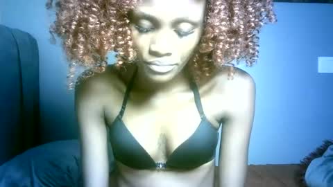 Snapshot of maskgang001 chatting on July 11, 2026, 6:10 pm maskgang001 online show from July 11, 2026, 6:10 pm