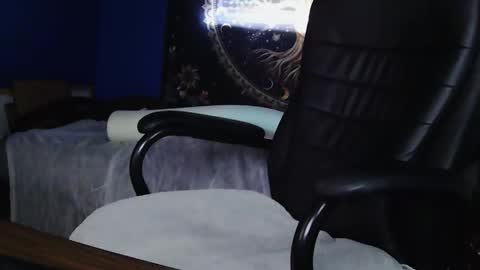 Snapshot of masksntitsntoes chatting on November 16, 2025, 6:46 pm TitsnToes online show from November 16, 2025, 6:46 pm