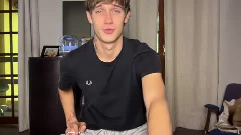 Snapshot of mason_gallagher chatting on July 28, 2026, 1:54 pm Mason online show from July 28, 2026, 1:54 pm