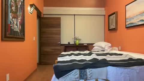 Snapshot of massdude36 chatting on January 6, 2025, 10:13 am massdude36 online show from January 6, 2025, 10:13 am