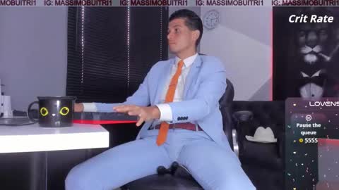 I am Massimo online show from November 11, 2025, 1:00 pm