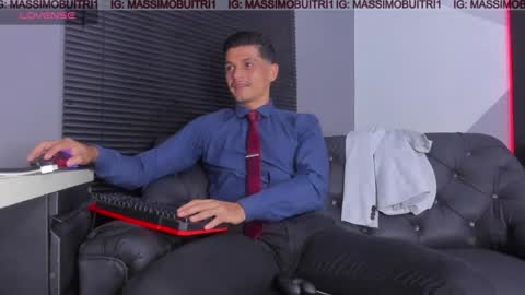 Snapshot of massimo_g chatting on April 24, 2026, 12:24 am I am Massimo online show from April 24, 2026, 12:24 am