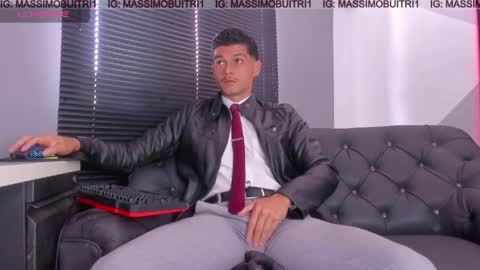 Snapshot of massimo_g chatting on April 24, 2026, 3:25 pm I am Massimo online show from April 24, 2026, 3:25 pm