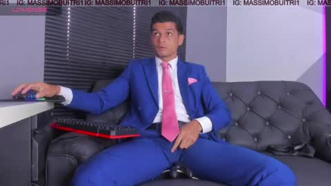 Snapshot of massimo_g chatting on May 4, 2026, 12:56 pm I am Massimo online show from May 4, 2026, 12:56 pm