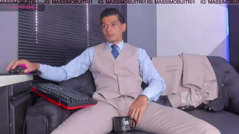 Snapshot of massimo_g chatting on May 8, 2026, 1:16 pm I am Massimo online show from May 8, 2026, 1:16 pm