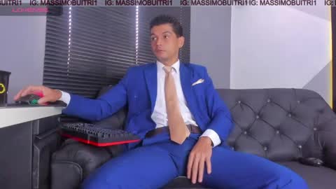 Snapshot of massimo_g chatting on May 12, 2026, 12:24 pm I am Massimo online show from May 12, 2026, 12:24 pm