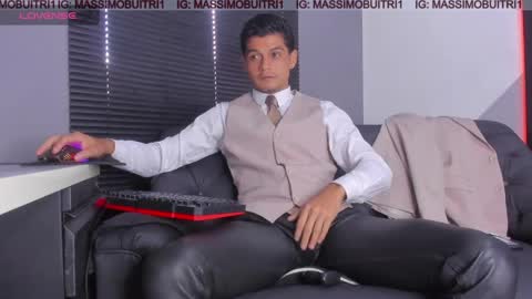 Snapshot of massimo_g chatting on May 15, 2026, 12:34 pm I am Massimo online show from May 15, 2026, 12:34 pm