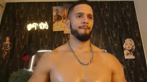 massimo_greco2 online show from October 22, 2025, 9:36 pm