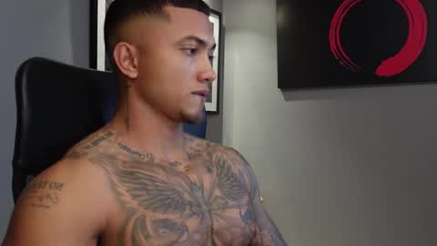 Massimo online show from November 30, 2025, 8:24 pm