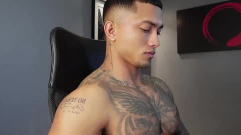 Massimo online show from December 16, 2025, 10:04 pm