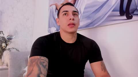 Massimo Contie online show from December 14, 2025, 12:43 pm