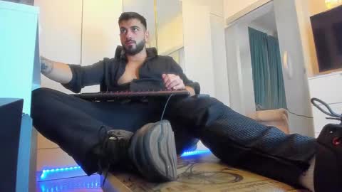 Matthew online show from October 18, 2025, 1:56 pm