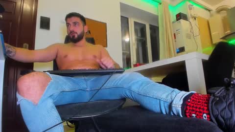 Matthew online show from November 23, 2025, 10:20 pm