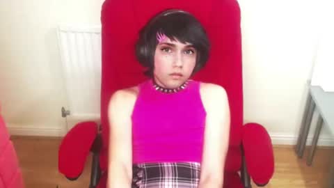 Snapshot of master_and_doll_ chatting on December 16, 2024, 10:24 pm master_and_doll_ online show from December 16, 2024, 10:24 pm