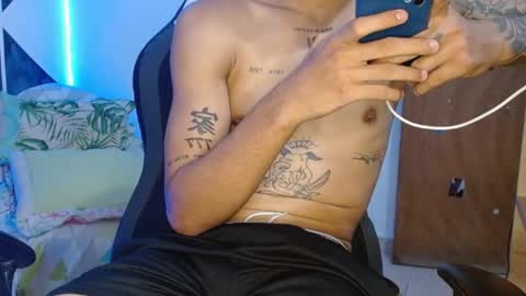 Snapshot of master_black777 chatting on September 26, 2025, 7:51 pm master_black777 online show from September 26, 2025, 7:51 pm