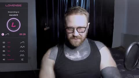 Snapshot of master_oil chatting on February 2, 2025, 5:53 am Huge Alex online show from February 2, 2025, 5:53 am