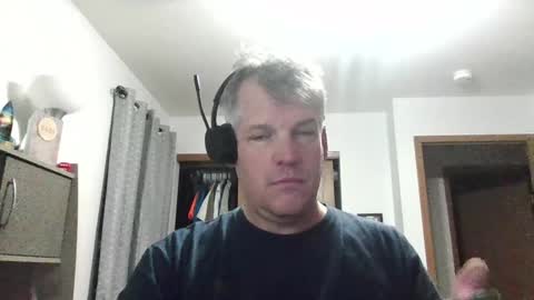 Snapshot of master_thorn chatting on December 20, 2024, 5:47 am Master Thorn online show from December 20, 2024, 5:47 am