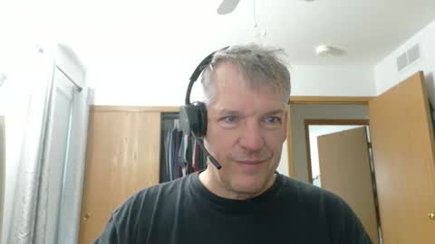 Snapshot of master_thorn chatting on November 1, 2025, 3:47 pm Master Thorn online show from November 1, 2025, 3:47 pm