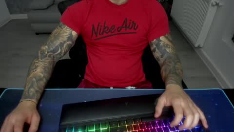 Snapshot of masterkingmuscle chatting on January 22, 2025, 9:10 pm masterkingmuscle online show from January 22, 2025, 9:10 pm