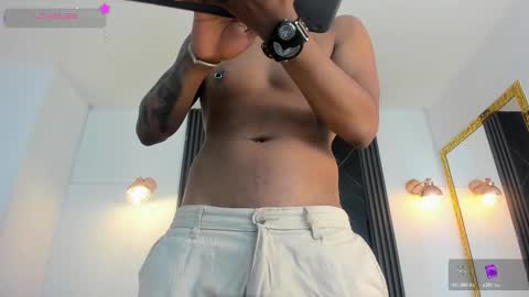 Snapshot of mastermax_ chatting on December 17, 2025, 1:28 pm - - online show from December 17, 2025, 1:28 pm