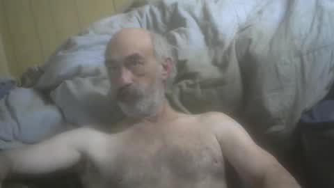 Snapshot of mastermichael24 chatting on January 27, 2025, 3:37 am mastermichael24 online show from January 27, 2025, 3:37 am