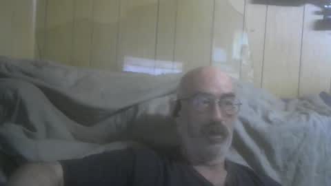 Snapshot of mastermichael24 chatting on April 1, 2026, 3:42 pm mastermichael24 online show from April 1, 2026, 3:42 pm
