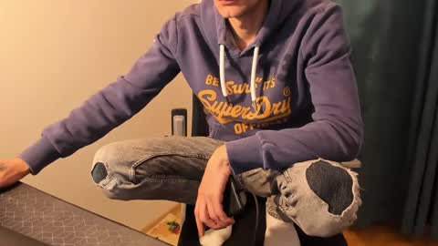 Snapshot of mastermiko chatting on February 10, 2025, 12:18 pm Silly Rabbit online show from February 10, 2025, 12:18 pm