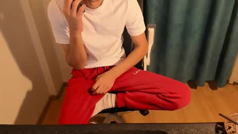 Snapshot of mastermiko chatting on December 17, 2025, 9:26 am Silly Rabbit online show from December 17, 2025, 9:26 am