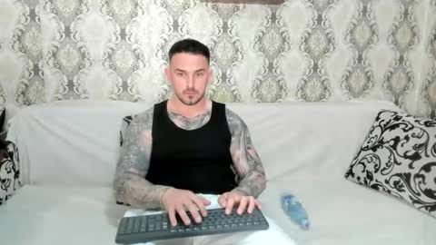 Snapshot of mastermusclejon chatting on April 9, 2026, 9:09 pm Jon online show from April 9, 2026, 9:09 pm