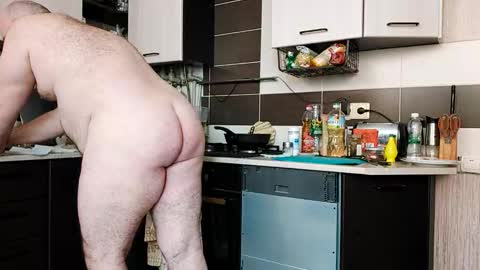 m-bear7bb online show from October 5, 2025, 7:28 am