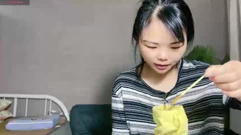 Snapshot of masubaby chatting on November 7, 2025, 2:33 am SuSu online show from November 7, 2025, 2:33 am