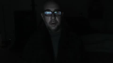 Snapshot of mat11efou chatting on December 22, 2024, 10:28 am mat11efou online show from December 22, 2024, 10:28 am