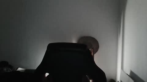 mat11efou online show from April 13, 2026, 4:51 am